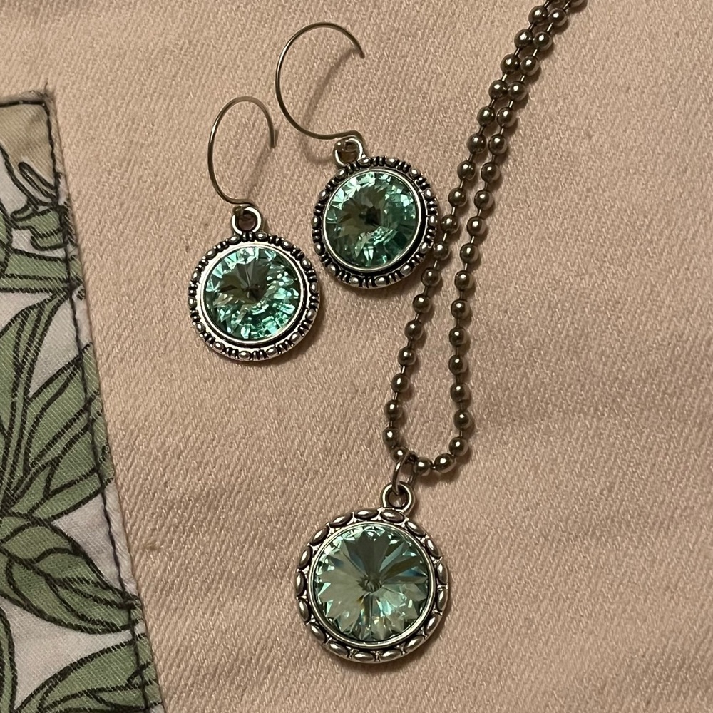 SWAROVSKI Handmade Necklace and Earrings!
